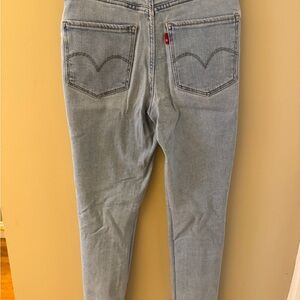 Levi's Light Blue Skinny Jeans size 25